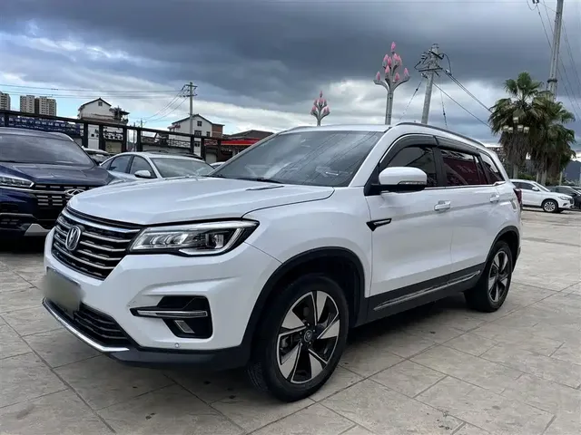 Changan CS75 2020 280T Automatic Elite Smart (China VI)