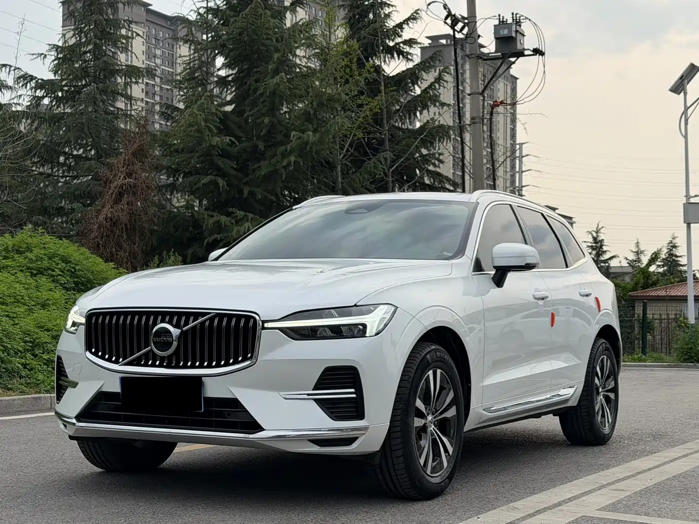 Volvo XC60 2023 B5 AWD Smart Luxury Edition