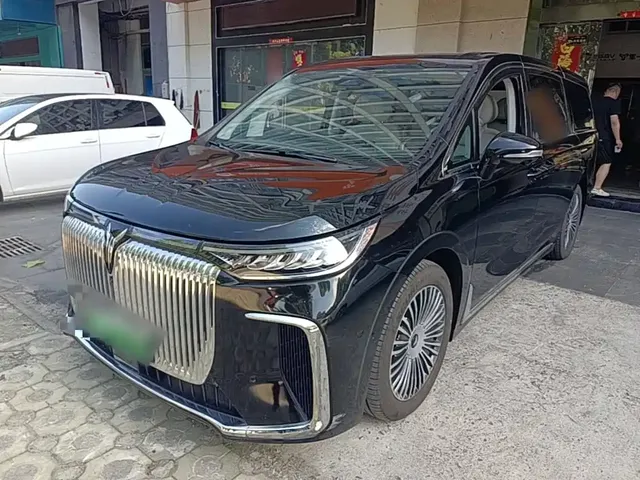 Voyah Auto Voyah Dreamer 2025 PHEV 4WD Kunpeng Premium Edition