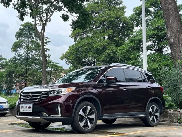 GAC Trumpchi GS4 2018 235T Automatic 2WD Luxury Smart Connect