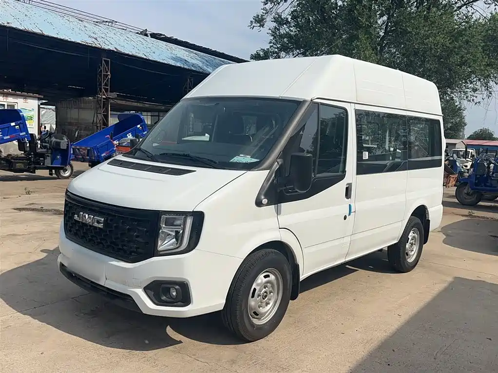 Jiangling JMC Fushun 2022 2.0T Manual Multi-purpose Passenger Vehicle Short Wheelbase Medium-high Roof 6-seater