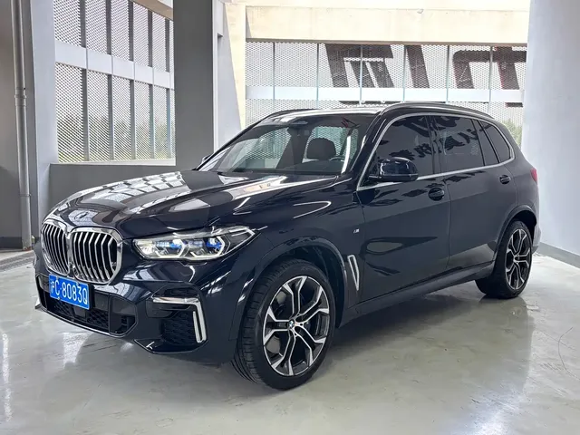BMW X5 2022 xDrive 40Li Premium M Sport Package