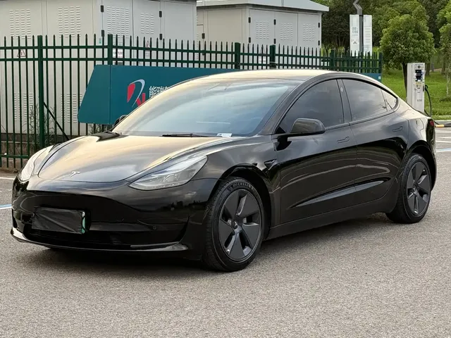 Tesla Model 3 2023 Rear-Wheel Drive