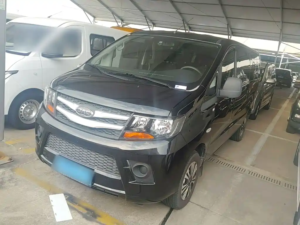 JAC Refine M3 2023 PLUS 1.5T Classic 5/7-seater