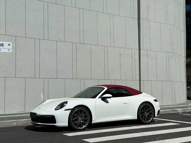 Porsche 911 2020 Carrera Cabriolet 3.0T