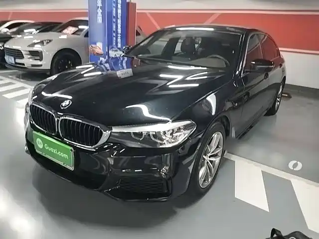 BMW 5 Series 2020 525Li M Sport Package