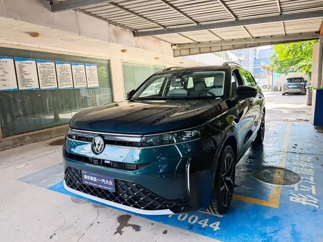 Volkswagen Talagon 2026 450TSI AWD R-Line Base Model