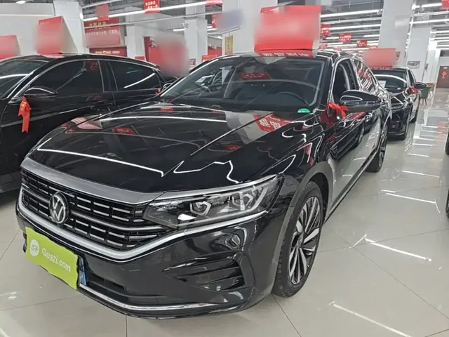 Volkswagen Passat 2023 380TSI Luxury Edition