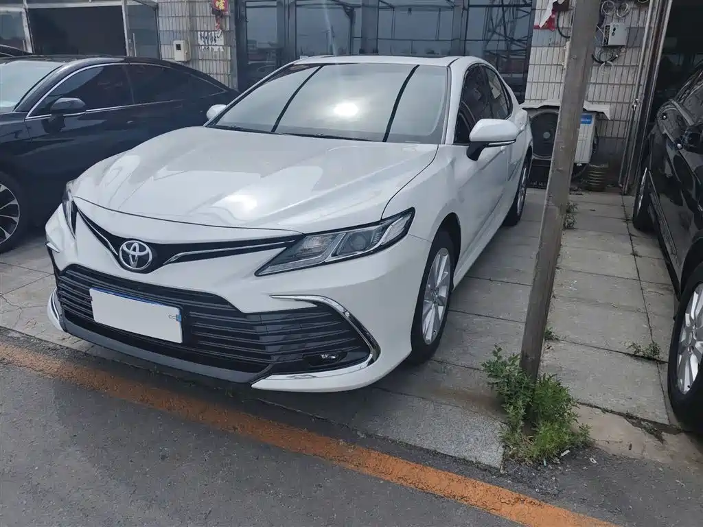 Toyota Camry 2023 2.0GVP Leading Edition