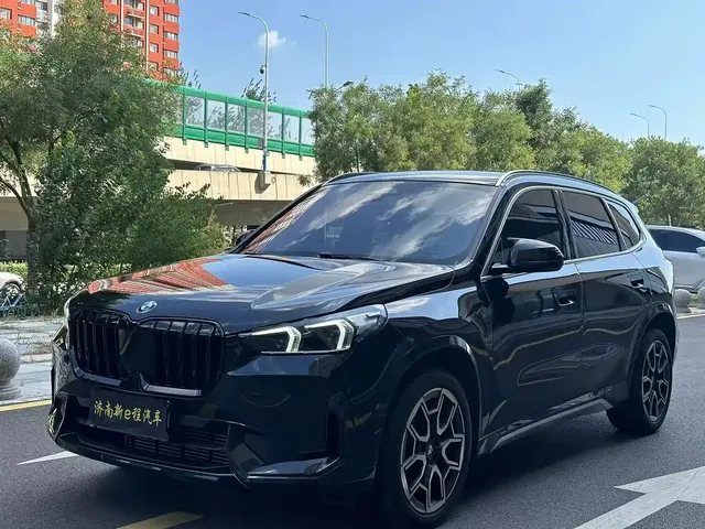 BMW X1 2023 sDrive25Li X Design Package