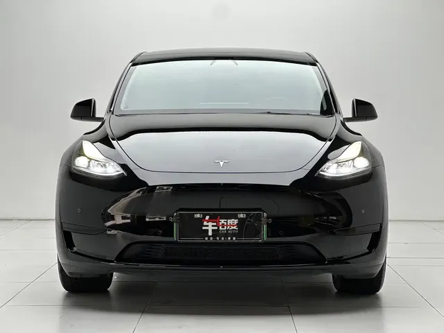 Tesla Model Y 2022 Facelift Rear-Wheel Drive Version