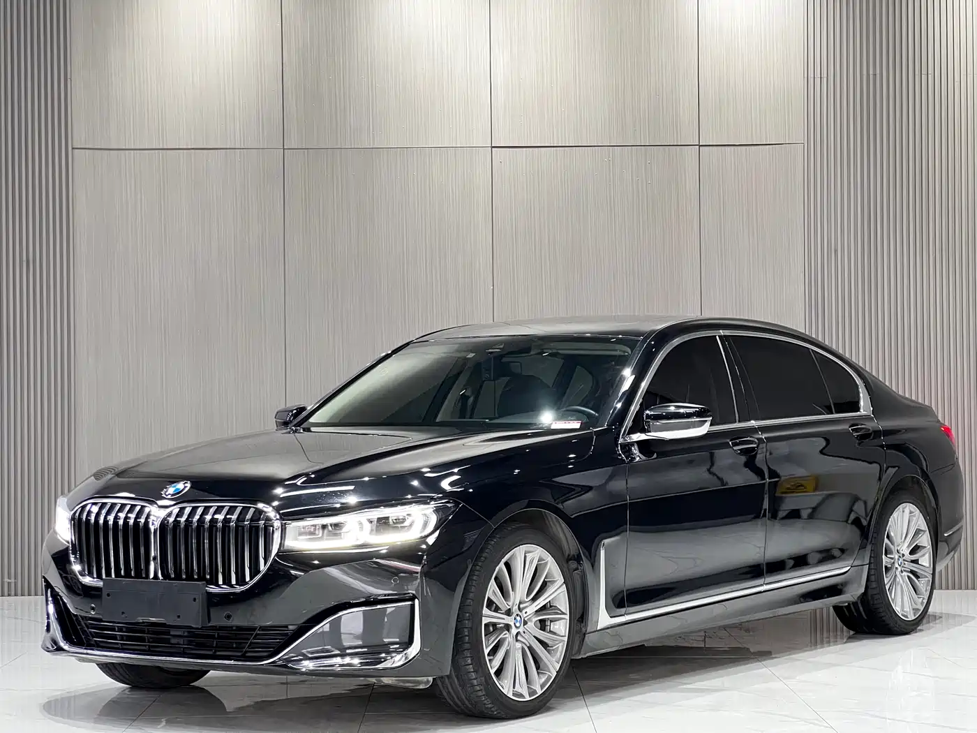 BMW 7 Series 2019 Facelift 740Li Leading Luxury Package