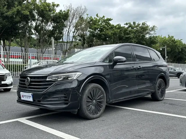 Volkswagen Viloran 2023 Facelift 380TSI Premium Edition