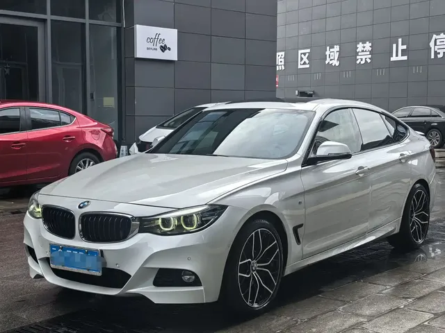 BMW 3 Series GT 2020 320i M Sport Black Night Edition