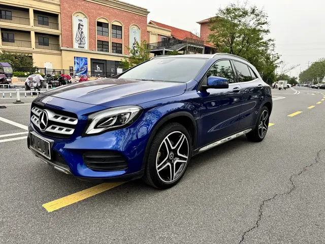 Mercedes-Benz GLA 2017 GLA 220 4MATIC Luxury