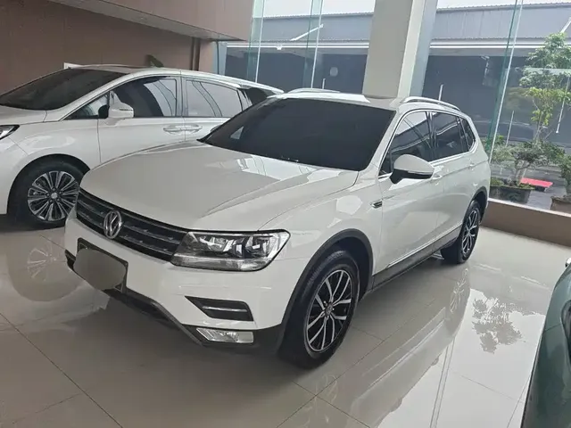 Volkswagen Tiguan L 2018 330TSI Automatic 2WD Luxury Edition