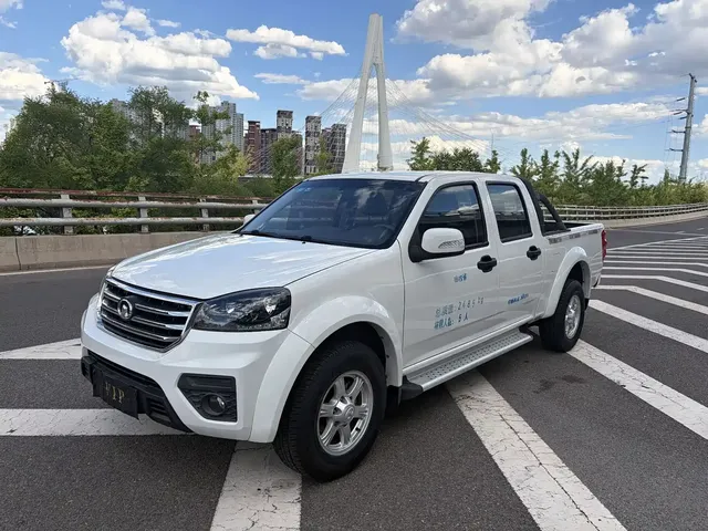 Great Wall Fengjun 5 2017 2.4L Euro Version Gasoline 2WD Elite Large Double Cab 4G69S4N