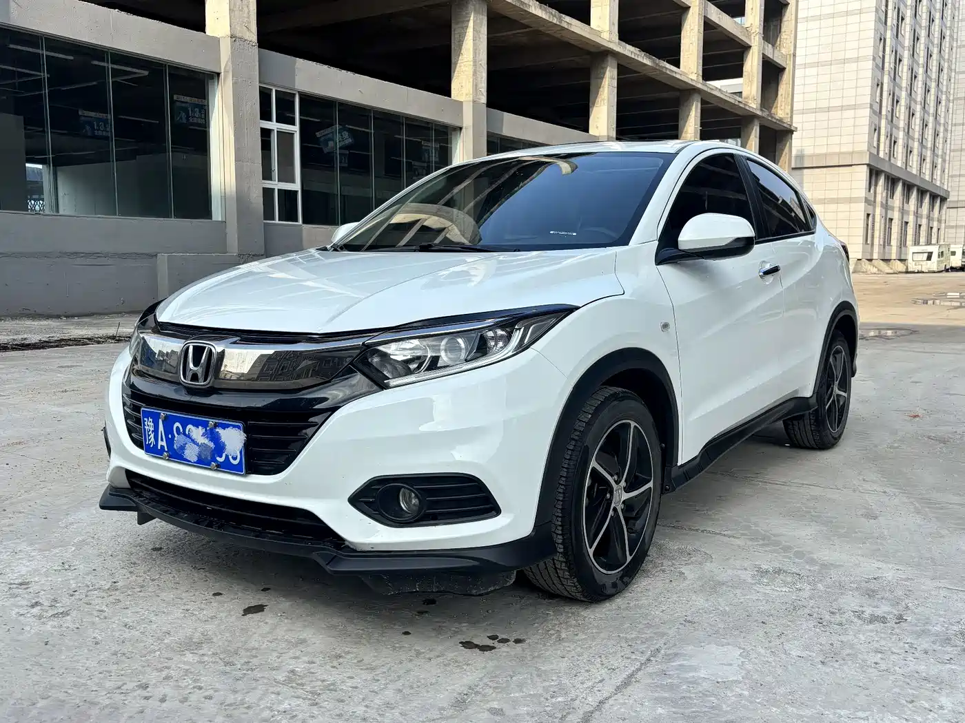 Honda Vezel 2020 1.5L CVT Pioneer