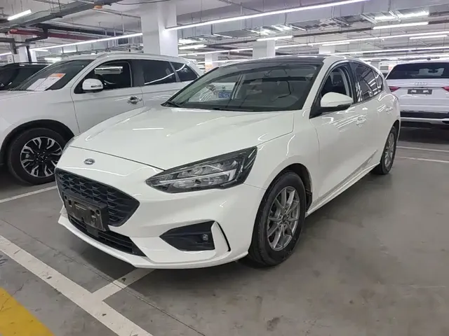 Ford Focus 2021 Hatchback EcoBoost 180 Auto Trend