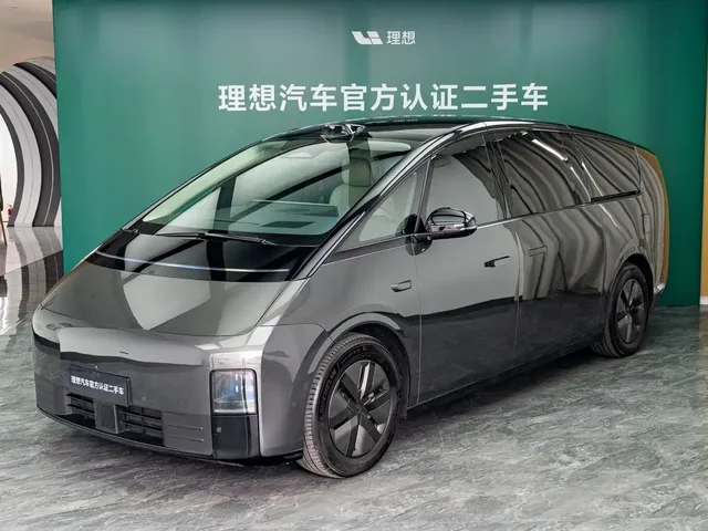 Li Auto MEGA 2024 Ultra