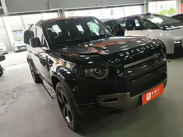 Land Rover Defender 2024 110 3.0T P400 X-DYNAMIC HSE