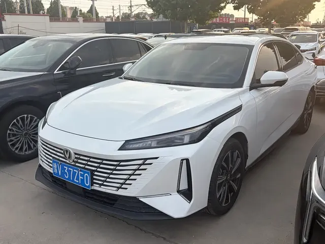 Changan Eado 2024 Model 1.5T GDI Auto Premium Type