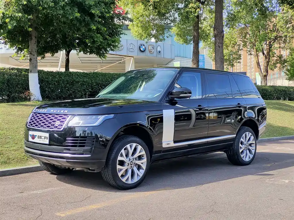 Land Rover Range Rover 2021 3.0 L6 Heritage Extended Classic Edition