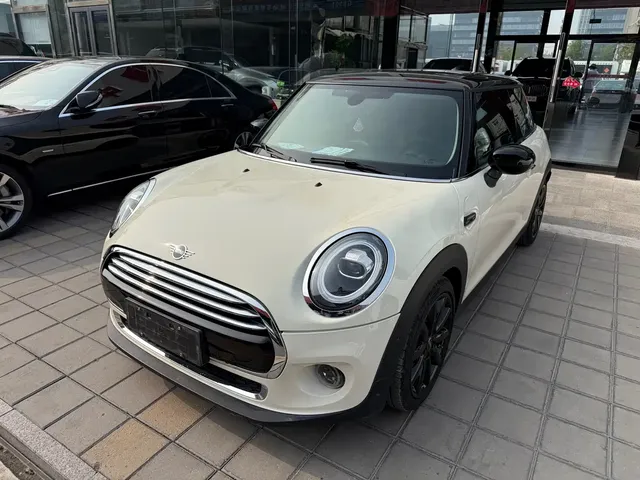 MINI MINI 2020 1.5T COOPER Artist