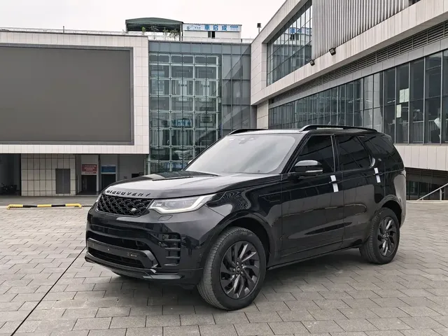 Land Rover Discovery 2023 360PS R-Dynamic S
