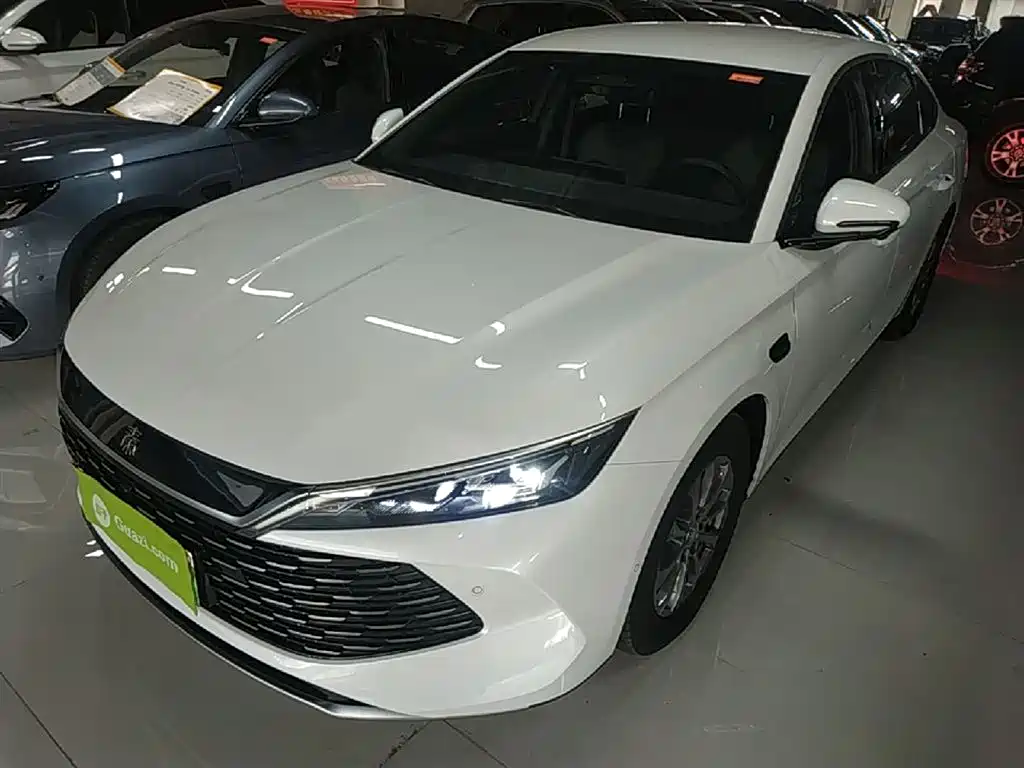 BYD Qin L 2025 DM-i Smart Drive Edition 80KM Leading