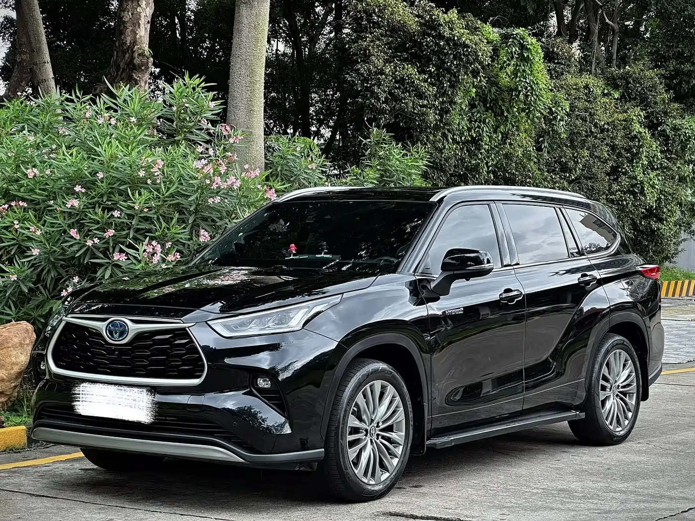 Toyota Highlander 2021 2.0T AWD Luxury 7-Seater