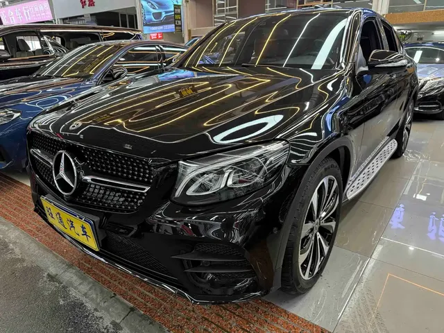 Mercedes-Benz GLC Coupe 2019 GLC 260 4MATIC Coupe SUV