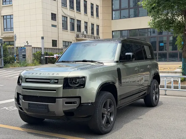 Land Rover Defender 2024 110 3.0T P400 X-DYNAMIC HSE