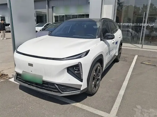 Geely Galaxy L7 2025 EM-i 115km Explorer+ Edition