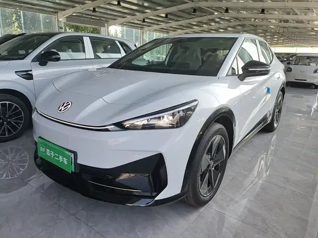 Volkswagen Unique 06 2025 Pure