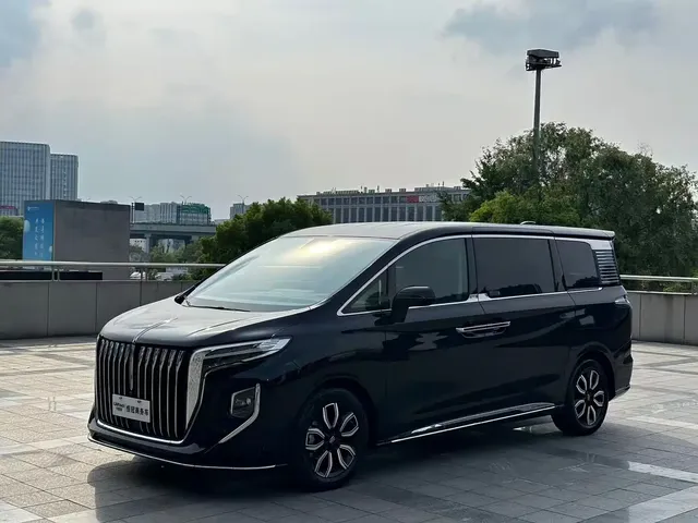 Hongqi HQ9 2023 2.0T Smart Connect Flagship