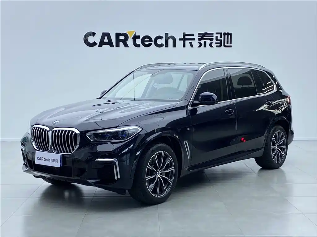 BMW X5 2022 xDrive 30Li Premium M Sport Package