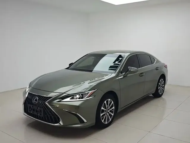 Lexus ES 2021 200 Excellence Edition