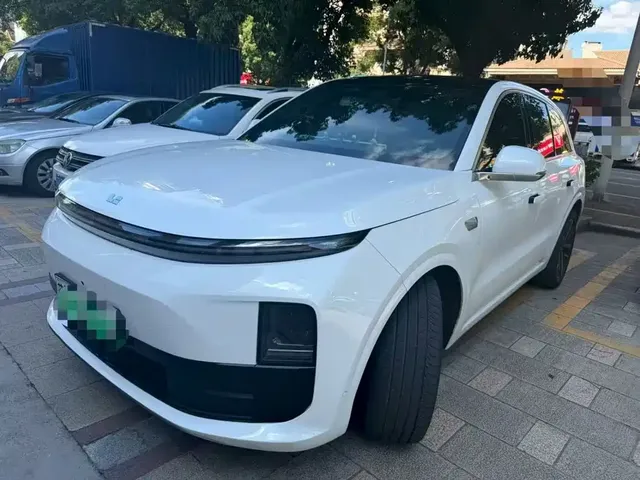 Li Auto L6 2024 Pro