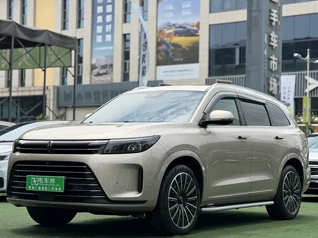 AITO Wenjie AITO M7 2022 1.5T 4WD Flagship Edition