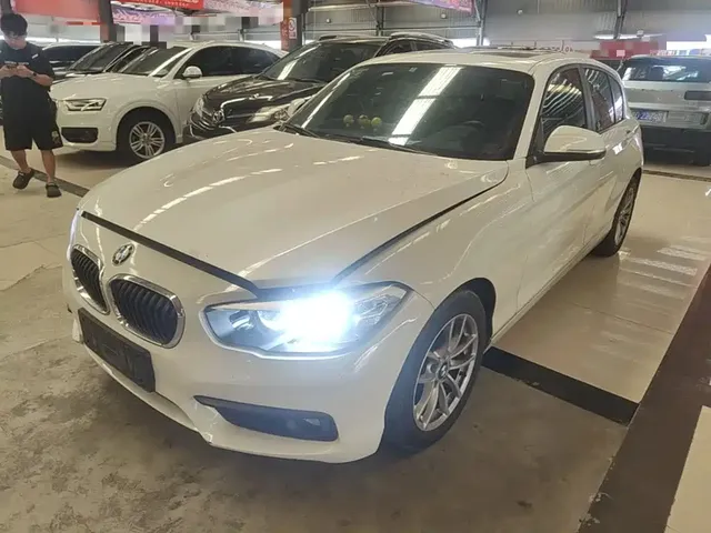 BMW 1 Series (Import) 2018 118i Leading
