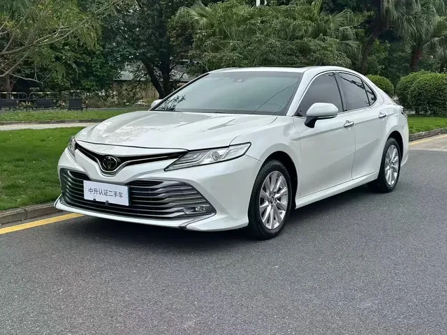 Toyota Camry 2019 2.0G Luxury Edition China VI