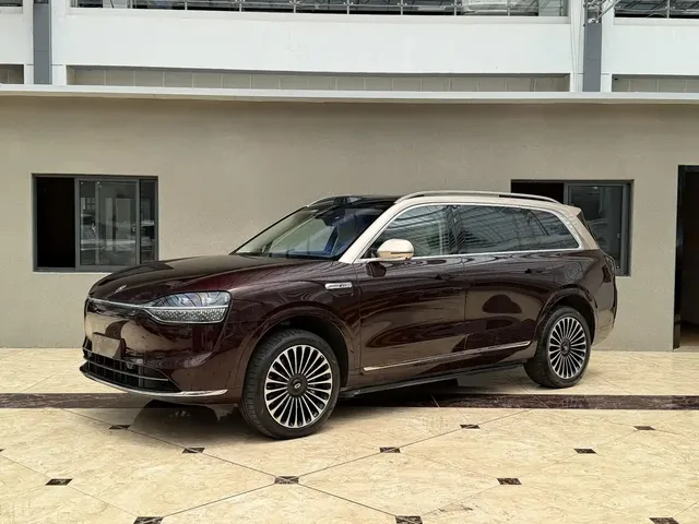 AITO Wenjie AITO M9 2025 Extended Range Ultra 52kWh 6-Seater