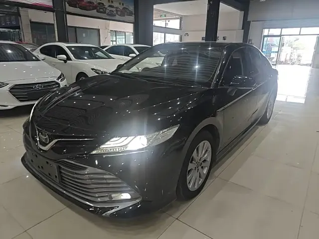 Toyota Camry 2018 2.0G Luxury Edition