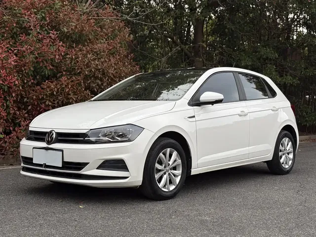 Volkswagen Polo 2019 Plus 1.5L Automatic Colorful Tech Edition