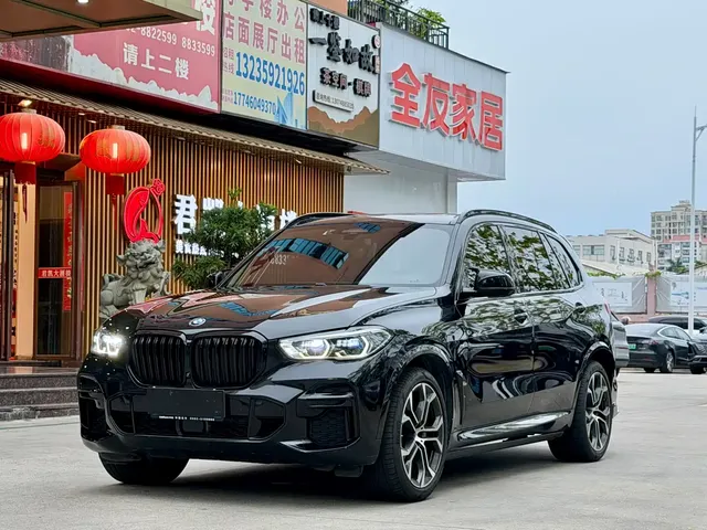 BMW X5 2022 xDrive 40Li Premium M Sport Package