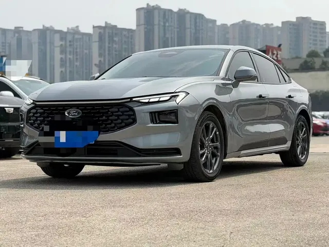 Ford Mondeo 2025 2.0T EcoBoost Luxury