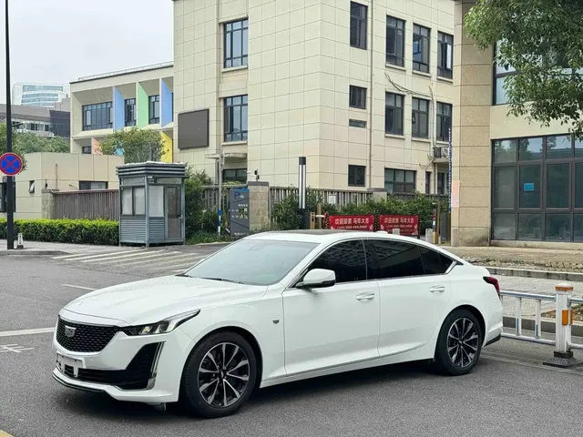 Cadillac CT5 2022 28T Premium Edition