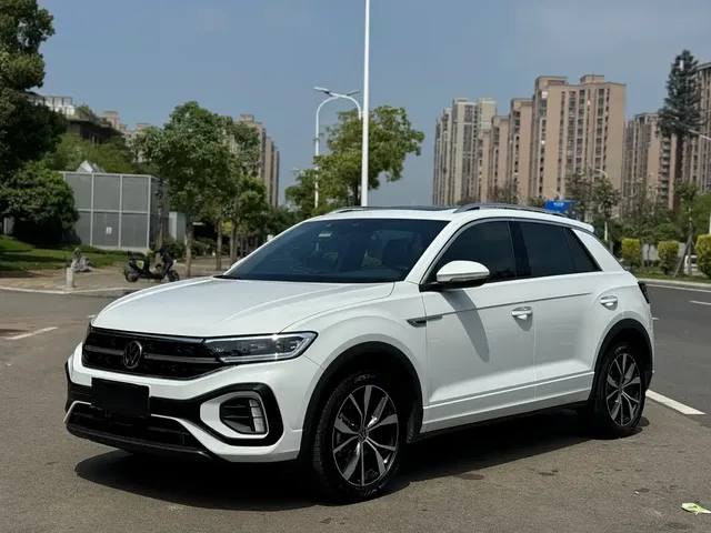 Volkswagen T-ROC 2025 Facelift 300TSI DSG 2WD Dawn Edition