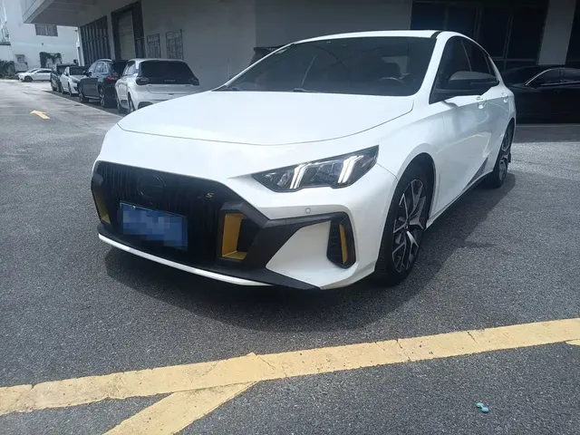 GAC Trumpchi Emkoo 2021 270T DCT J15 Edition